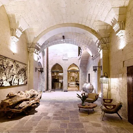 Pollicastro Boutique 4* לצ'ה