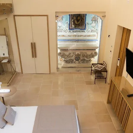 Pollicastro Boutique 4* לצ'ה