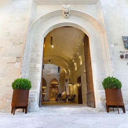 酒店 Pollicastro Boutique 4*